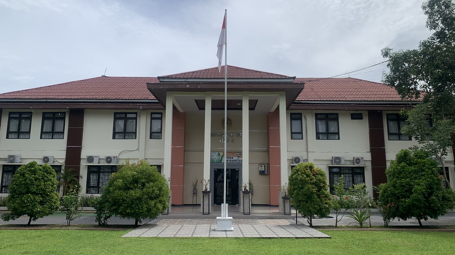 Selamat Datang Di Website Pengadilan Negeri Dompu